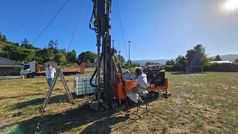 Calicata Exploratoria en La Coruña: Normativa y Ejecución Técnica